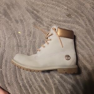 Timberland Beige and Gold Ankle Boots